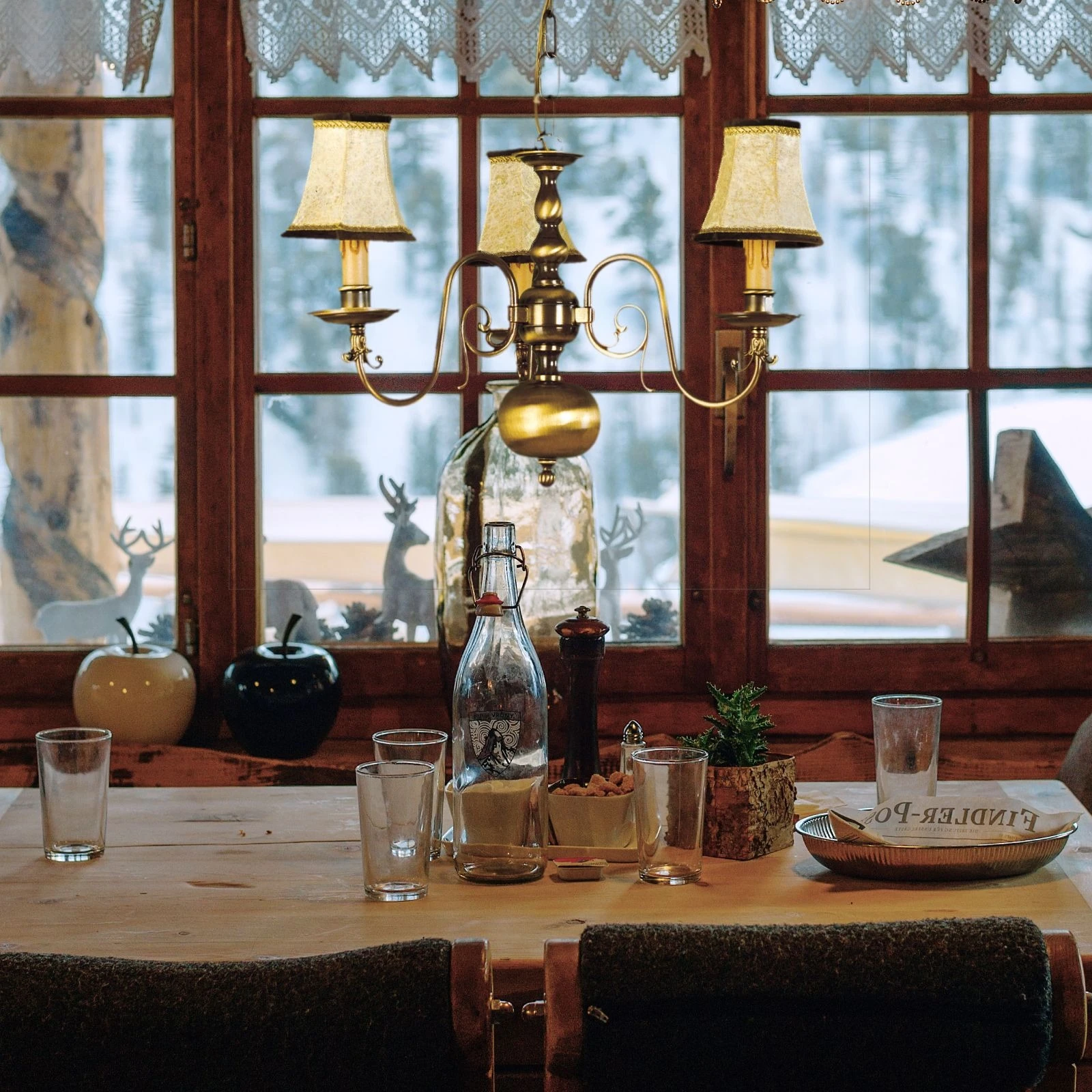 Luster FLÄMISCH, 3 izvora svetla, patina