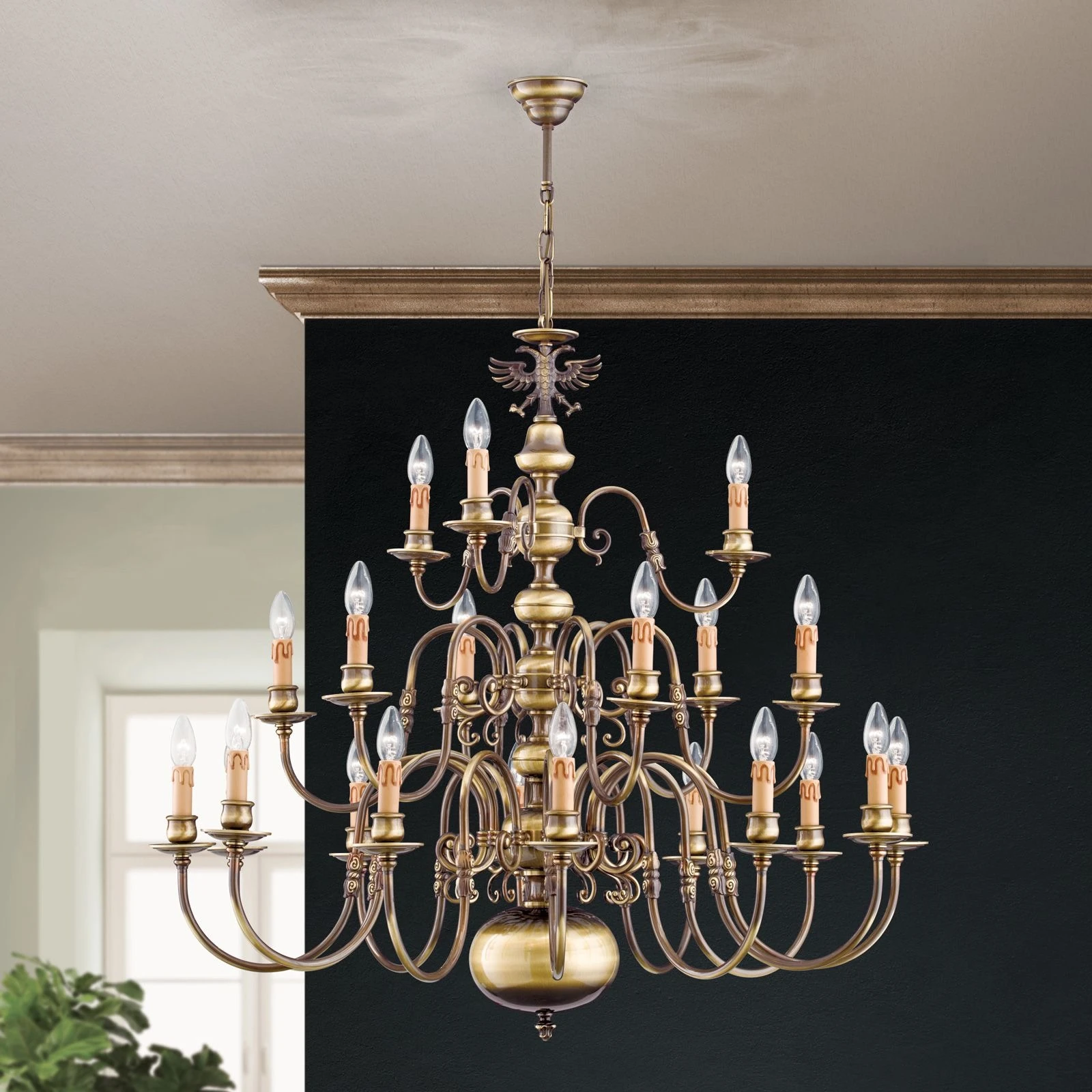 Luster FLÄMISCH, 12+6+3 izvora svetla, patina, sa orlom