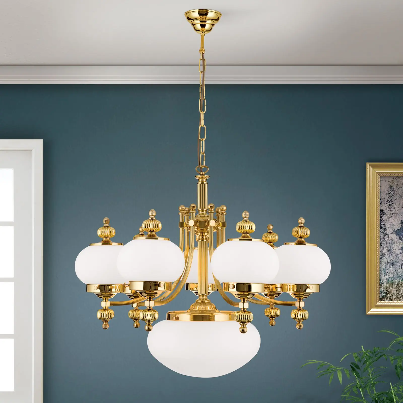 Luster WIENER NOSTALGIE, 7+1 izvora svetla, sjajni mesing, sa opal mat staklom, usmeren nagore