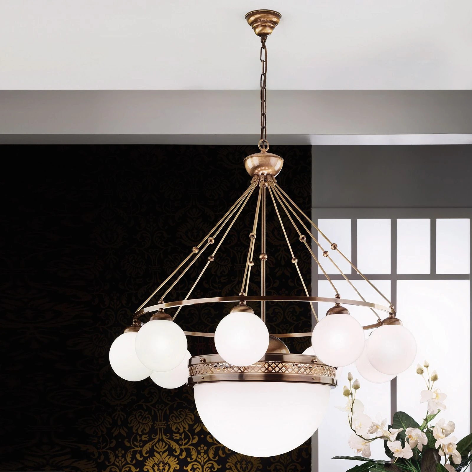 Luster ALT WIEN, 9+1 izvora svetla, sjajno opalno staklo, SCHÖLER CRYSTAL®, patina