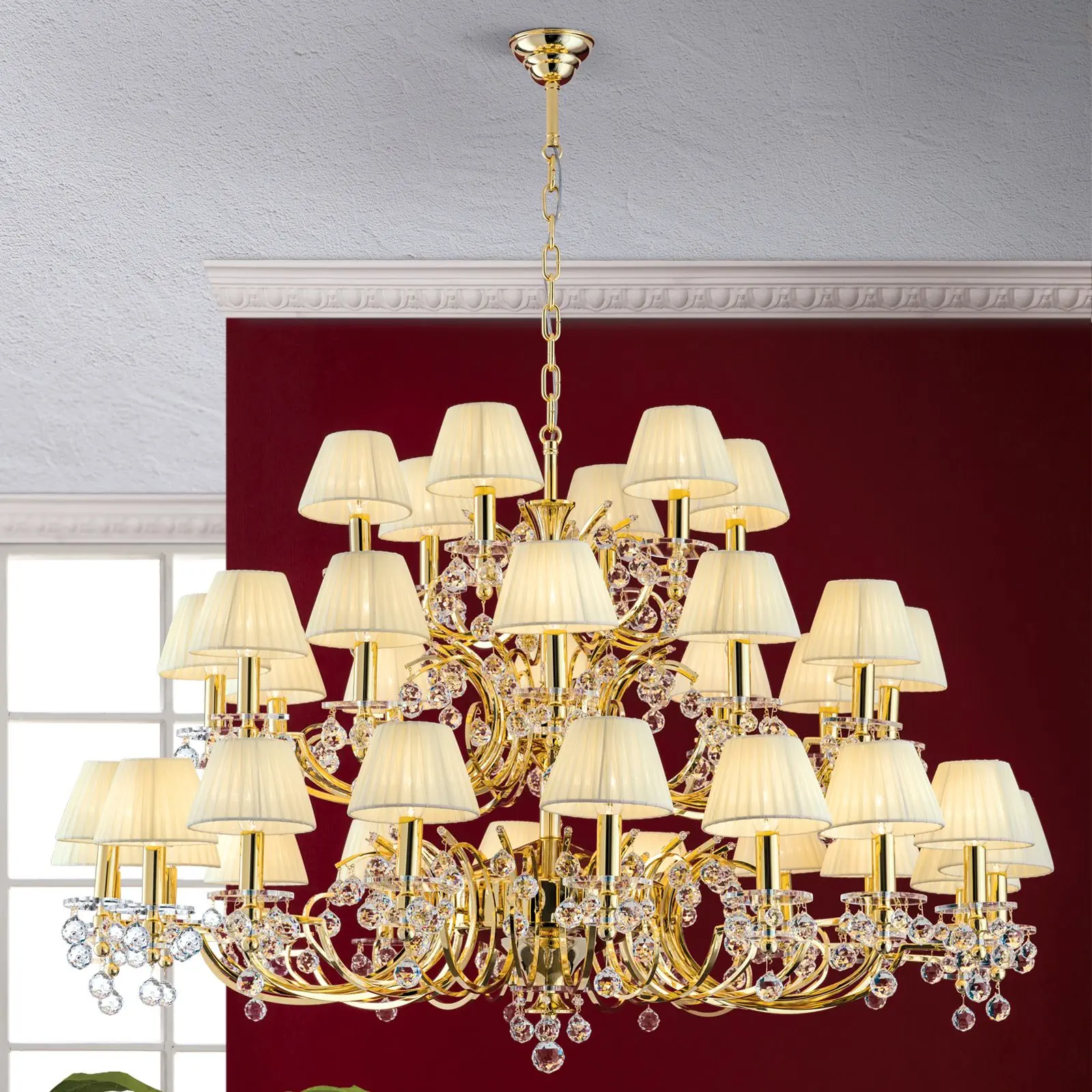 Luster KRISTALLDESIGN, 36 izvora svetla, zlatni sa šampanj tekstilnim abažurima