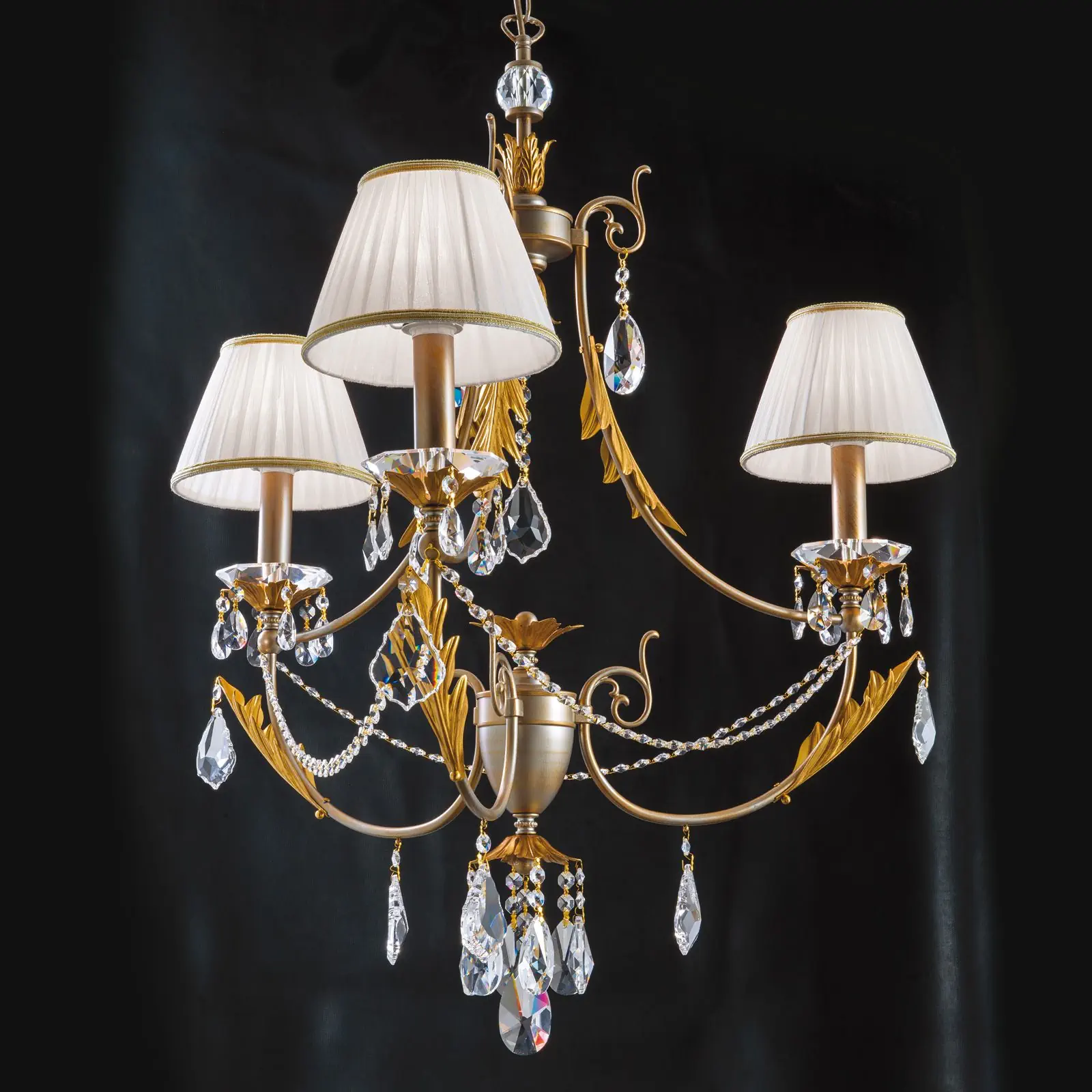Luster MIRAMARE, 3 izvora svetla, srebrno-zlatni, sa belim organza abažurima