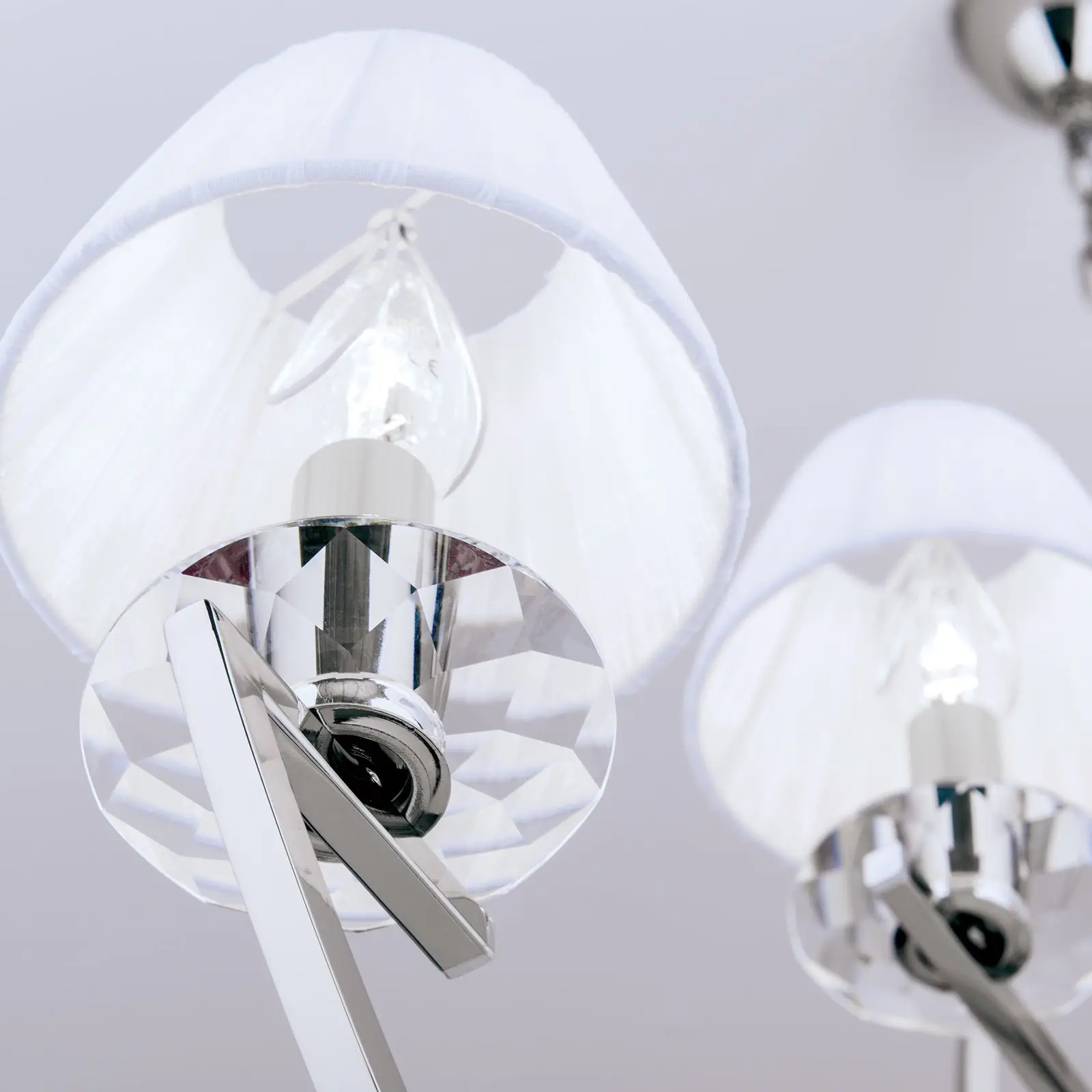 Luster AVALA, 12 izvora svetla, nikl, sa belim abažurima - 6