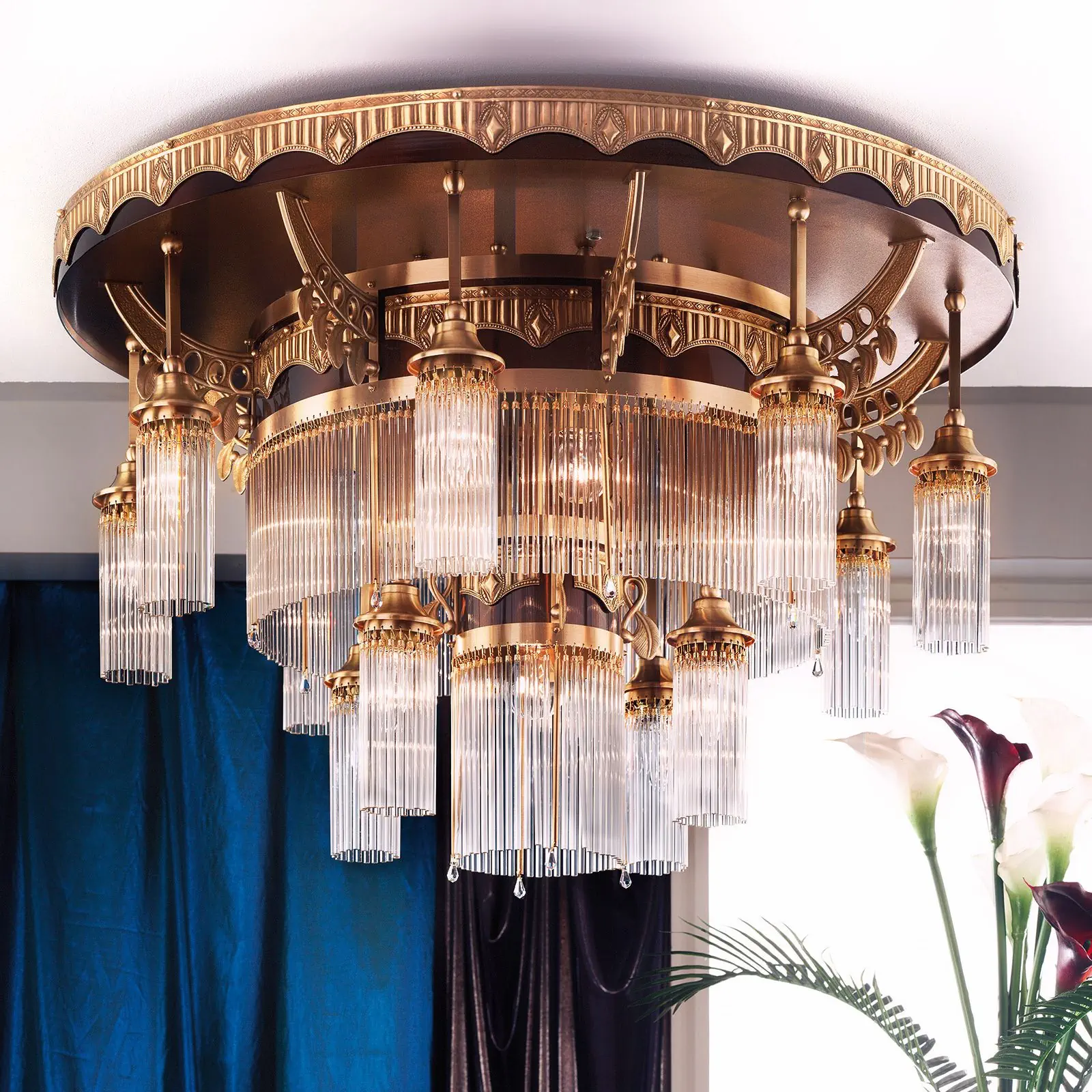 Plafonski luster ADELE, sa 13 izvora svetla, antik mesing, sa staklenim šipkama