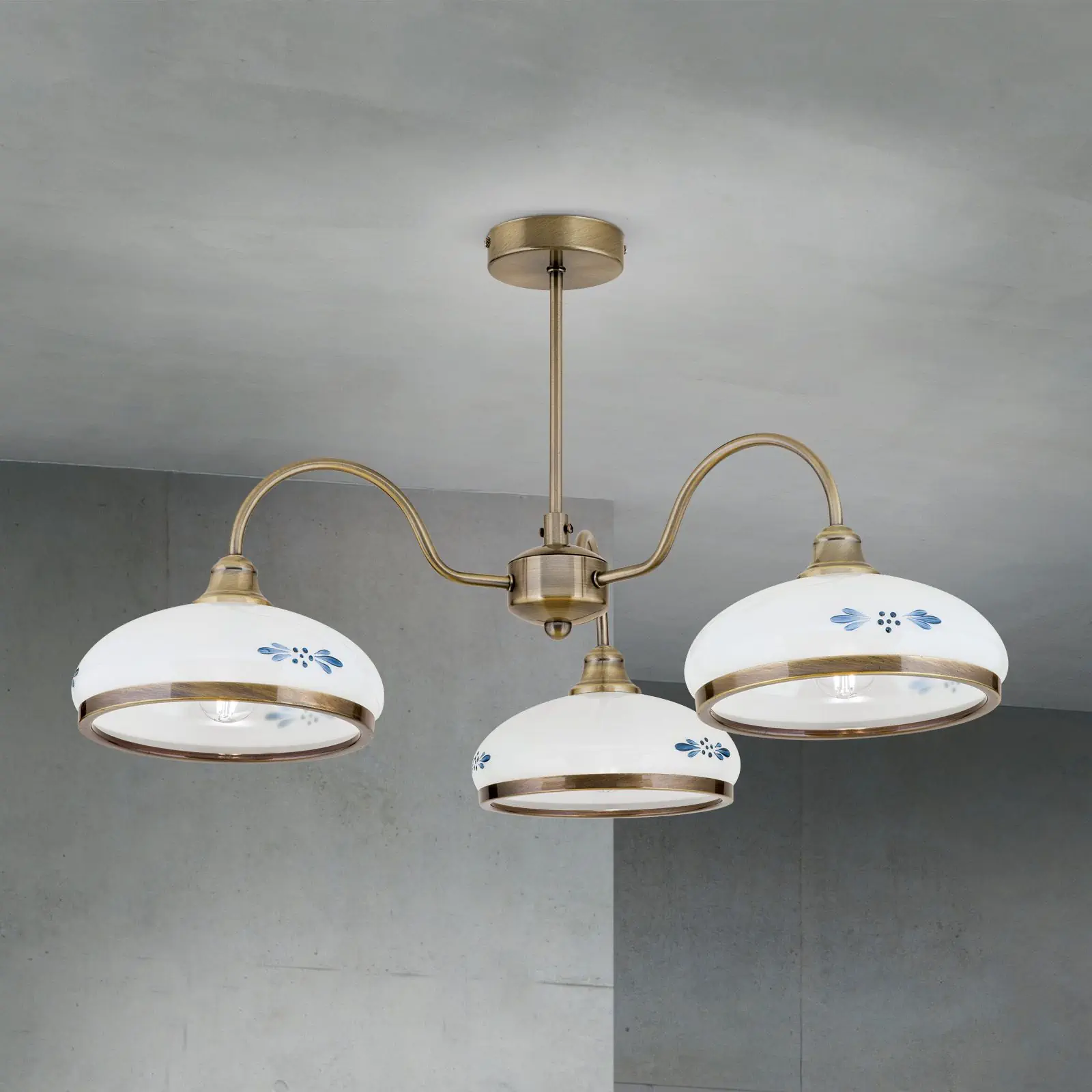 Luster GABI, 3 izvora svetla, patina, sa opalno plavim staklom