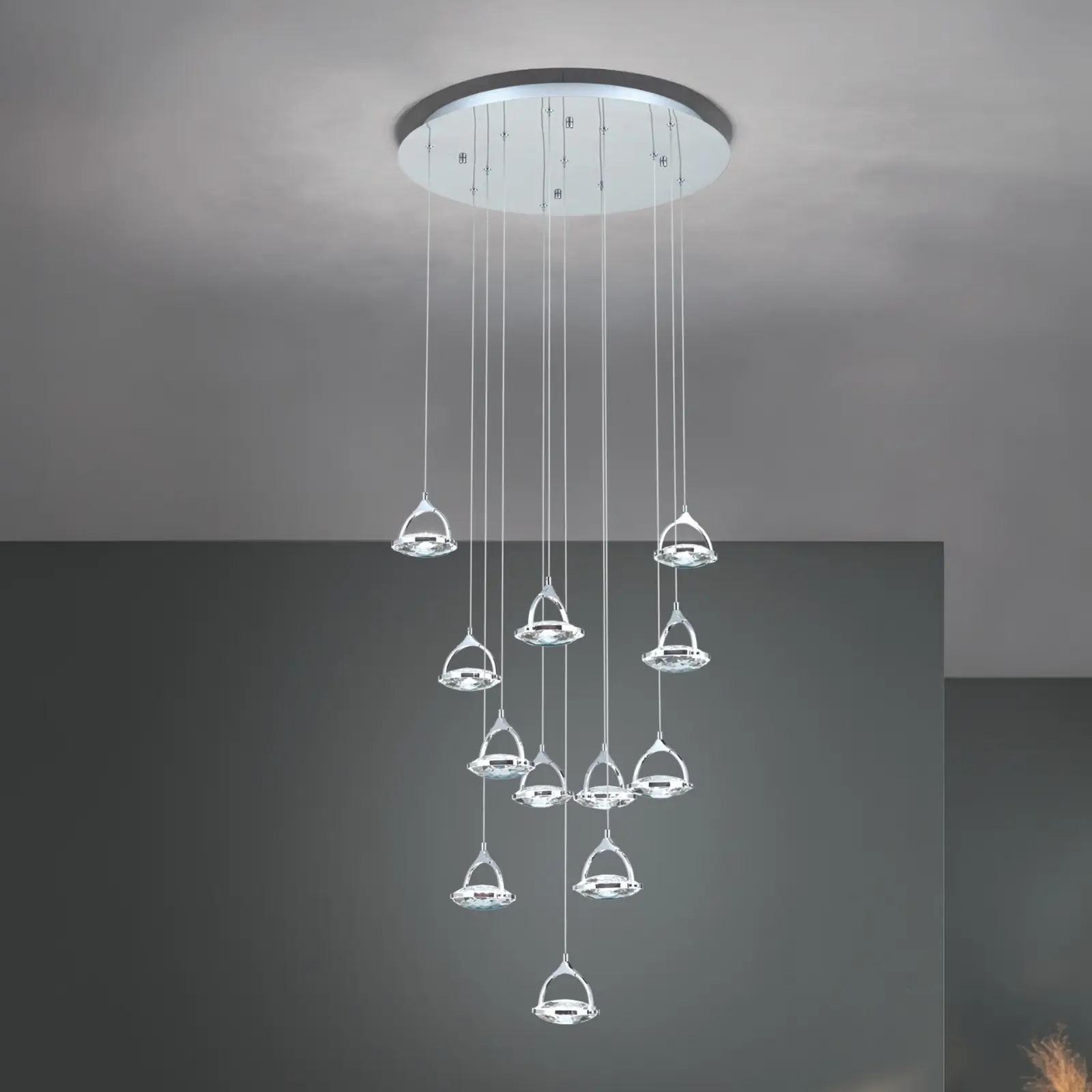 LED plafonski luster MOON, 12 izvora svetla, hrom