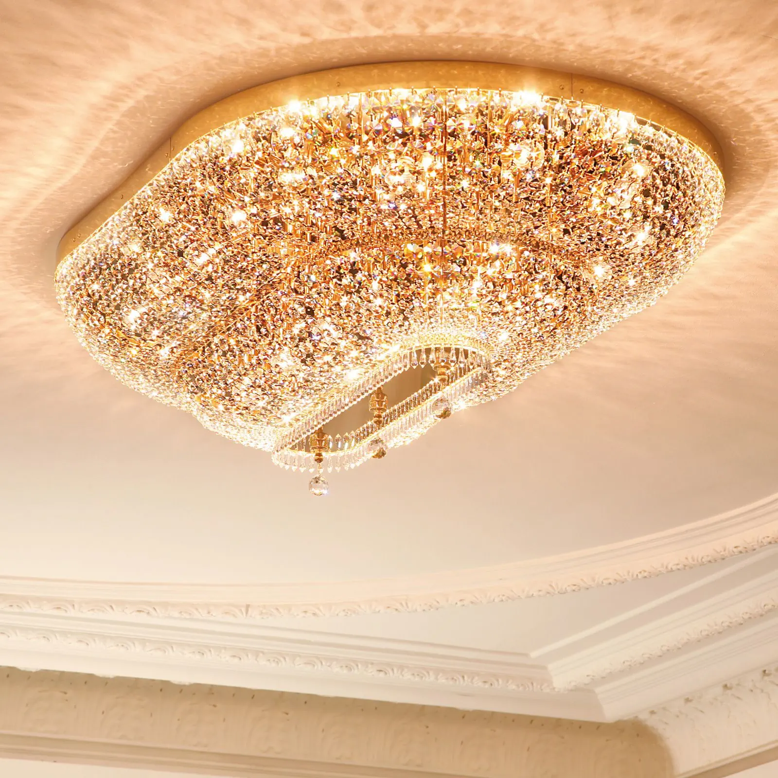 Plafonski luster SHERATON, zlatni, 160 × 105 cm