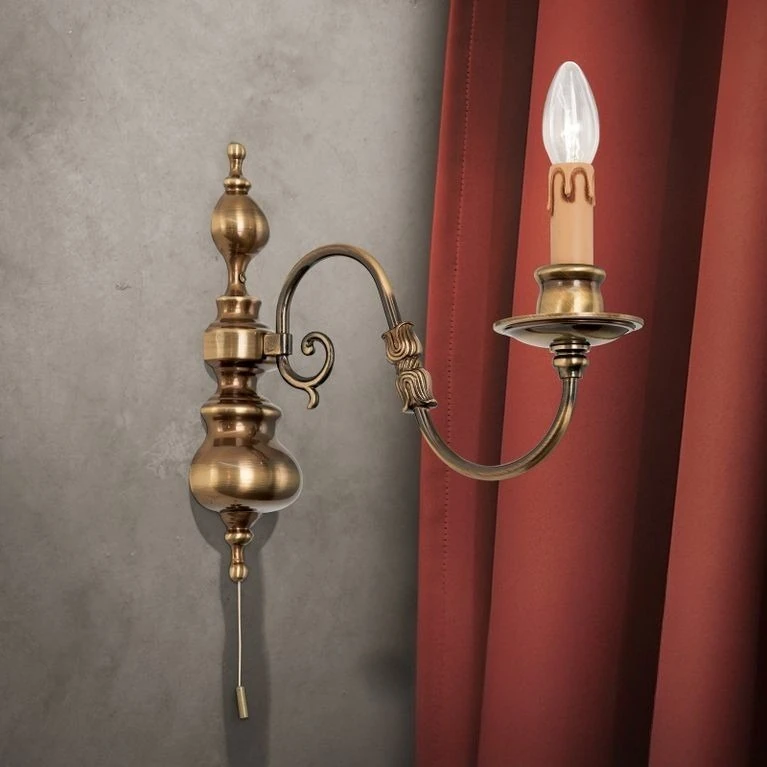 Zidna lampa FLÄMISCH, 1 izvor svetla, antik mesing