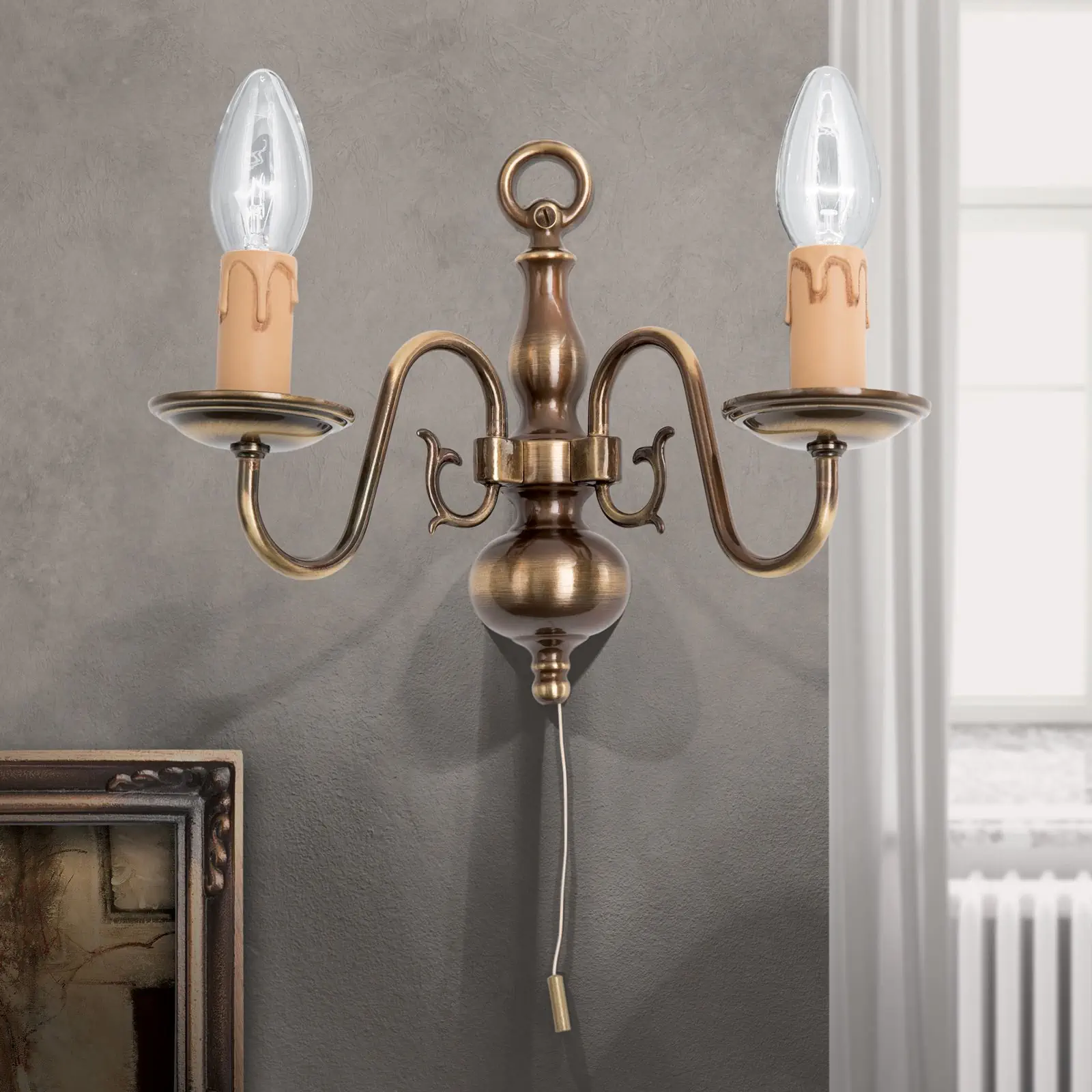 Zidna lampa FLÄMISCH, sa dva izvora svetla, patina