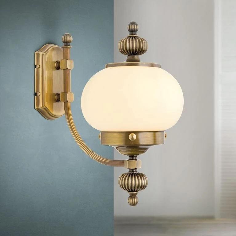 Zidna lampa WIENER NOSTALGIE, 1 izvor svetla, nagore, antik mesing, šampanj staklo