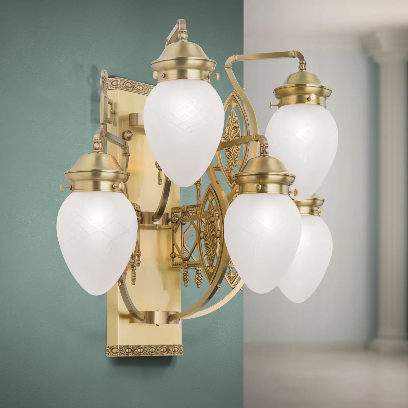 Zidna lampa BUDAPEST, sa pet izvora svetla, bronzana