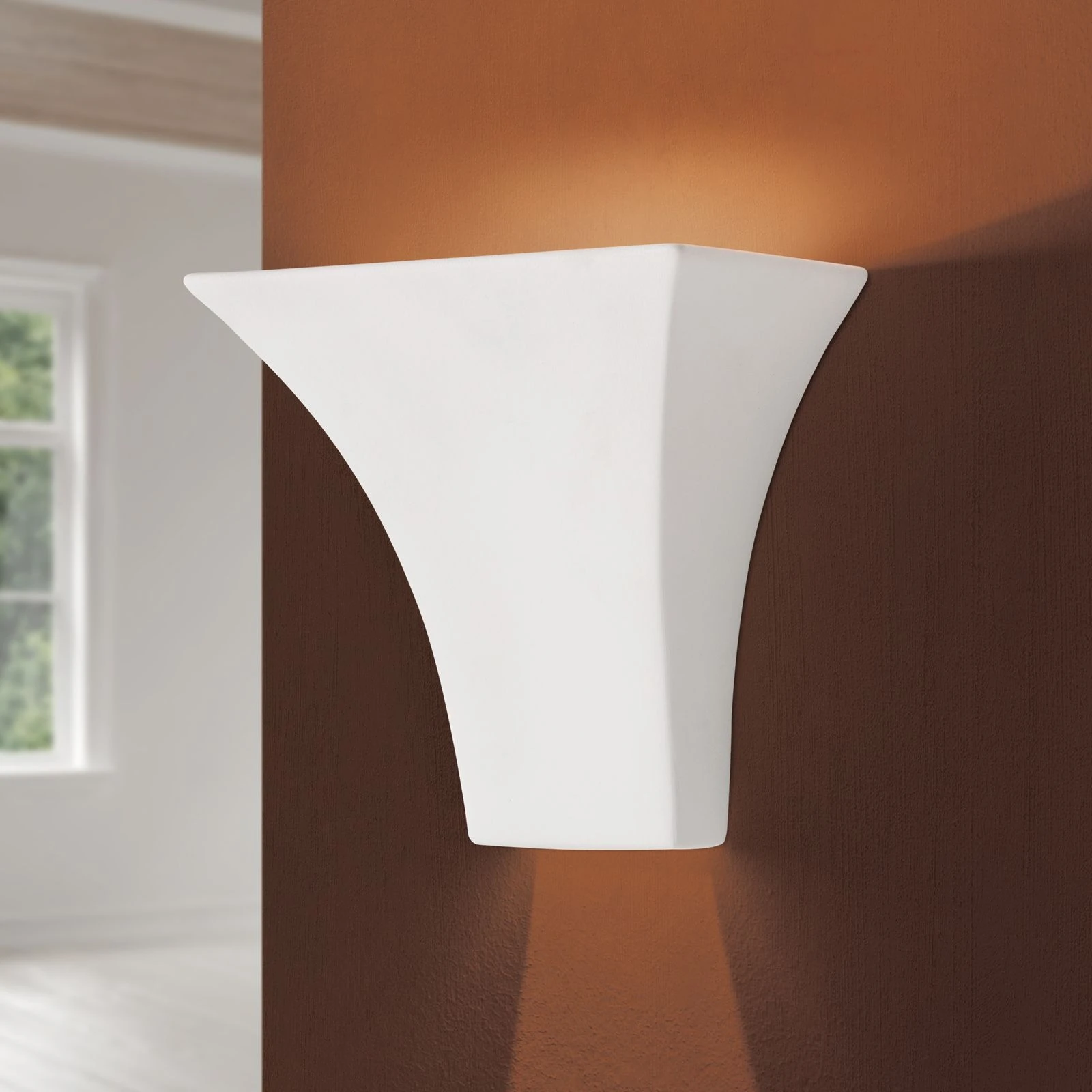 Zidna lampa BATON, bela