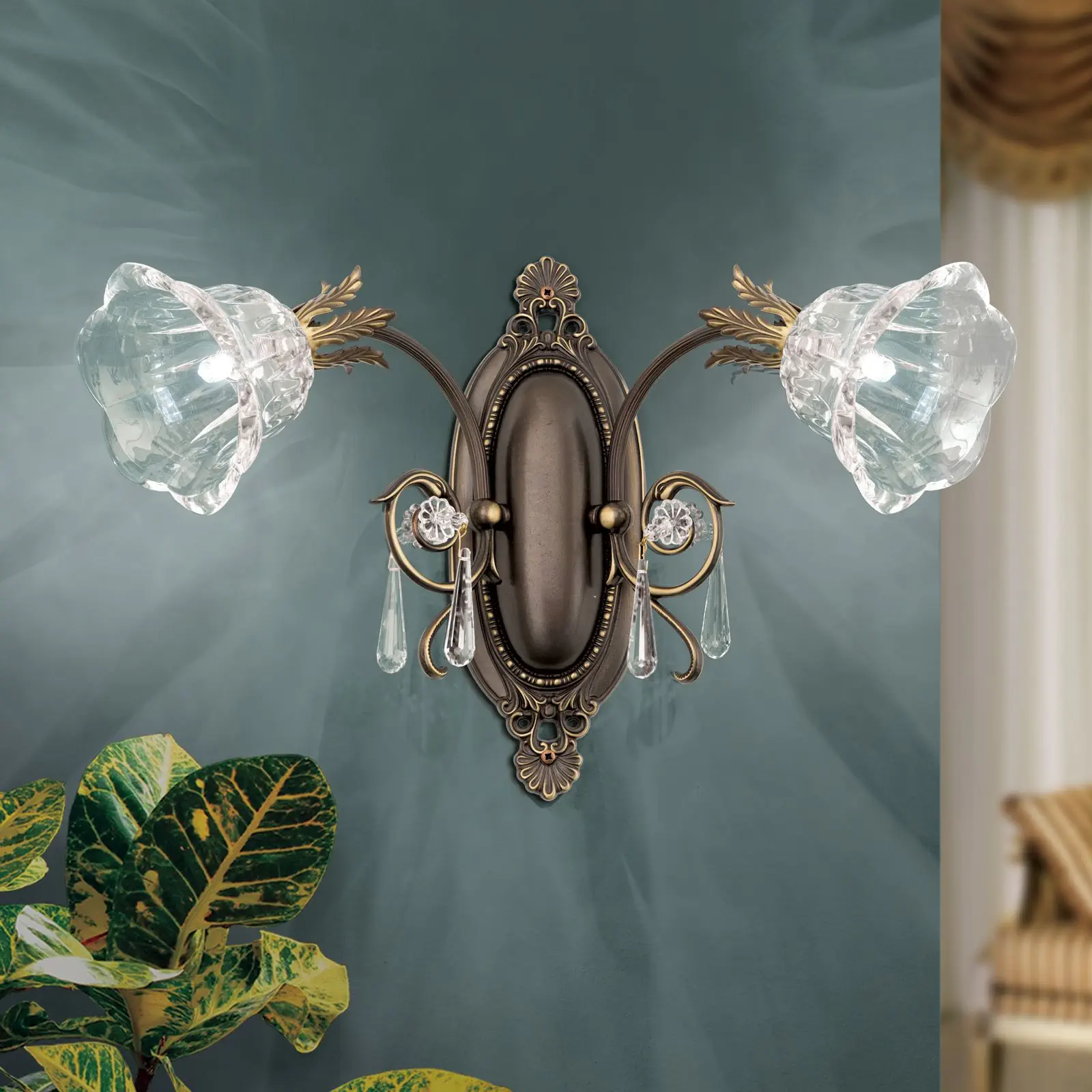 Zidna lampa LA BOHEME, sa dva izvora svetla, antik patina