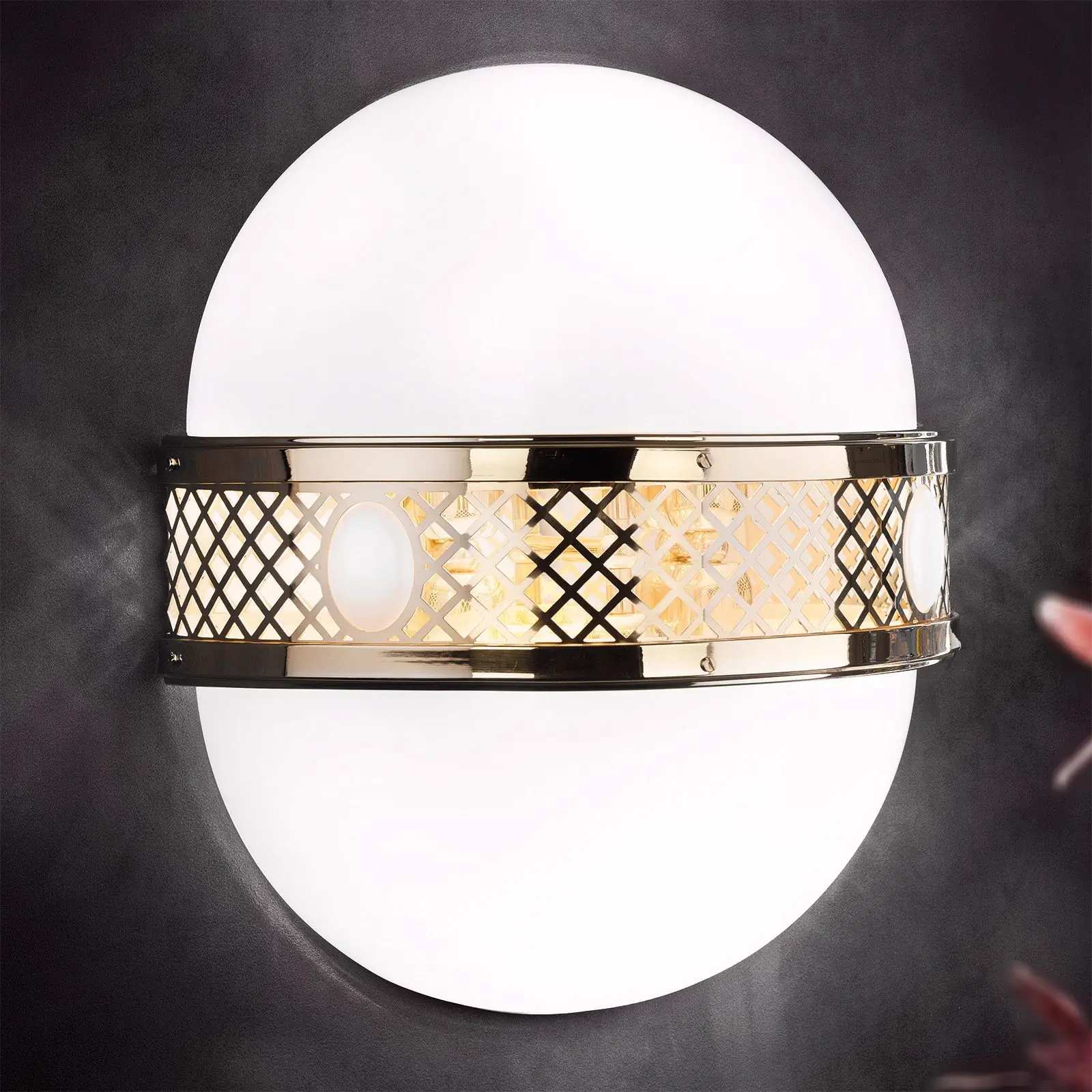 Zidna lampa ALT WIEN, sa šest izvora svetla, sjajni mesing, H47 cm