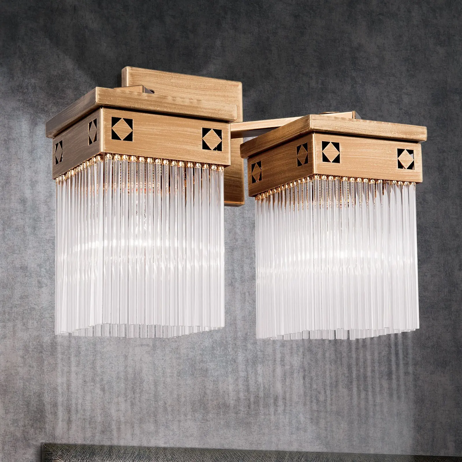 Zidna lampa ART QUATRO, sa dva izvora svetla, antik bronza