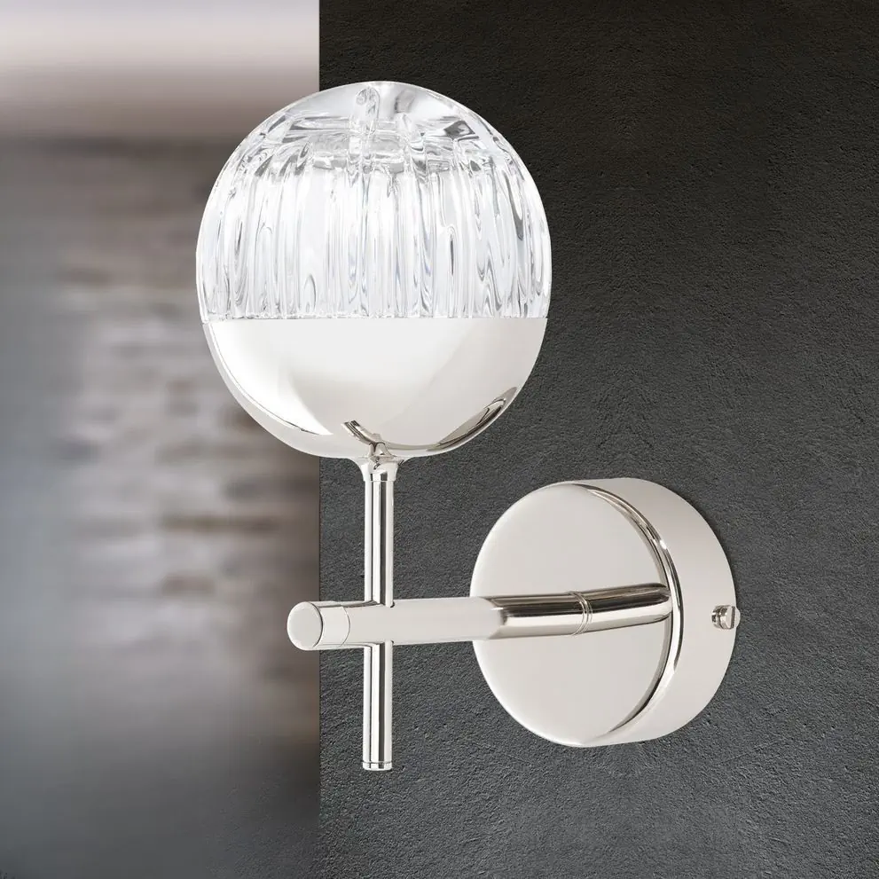 Zidna lampa BALL, niklovana, sa providnim kristalnim staklom sa line cut brušenjem