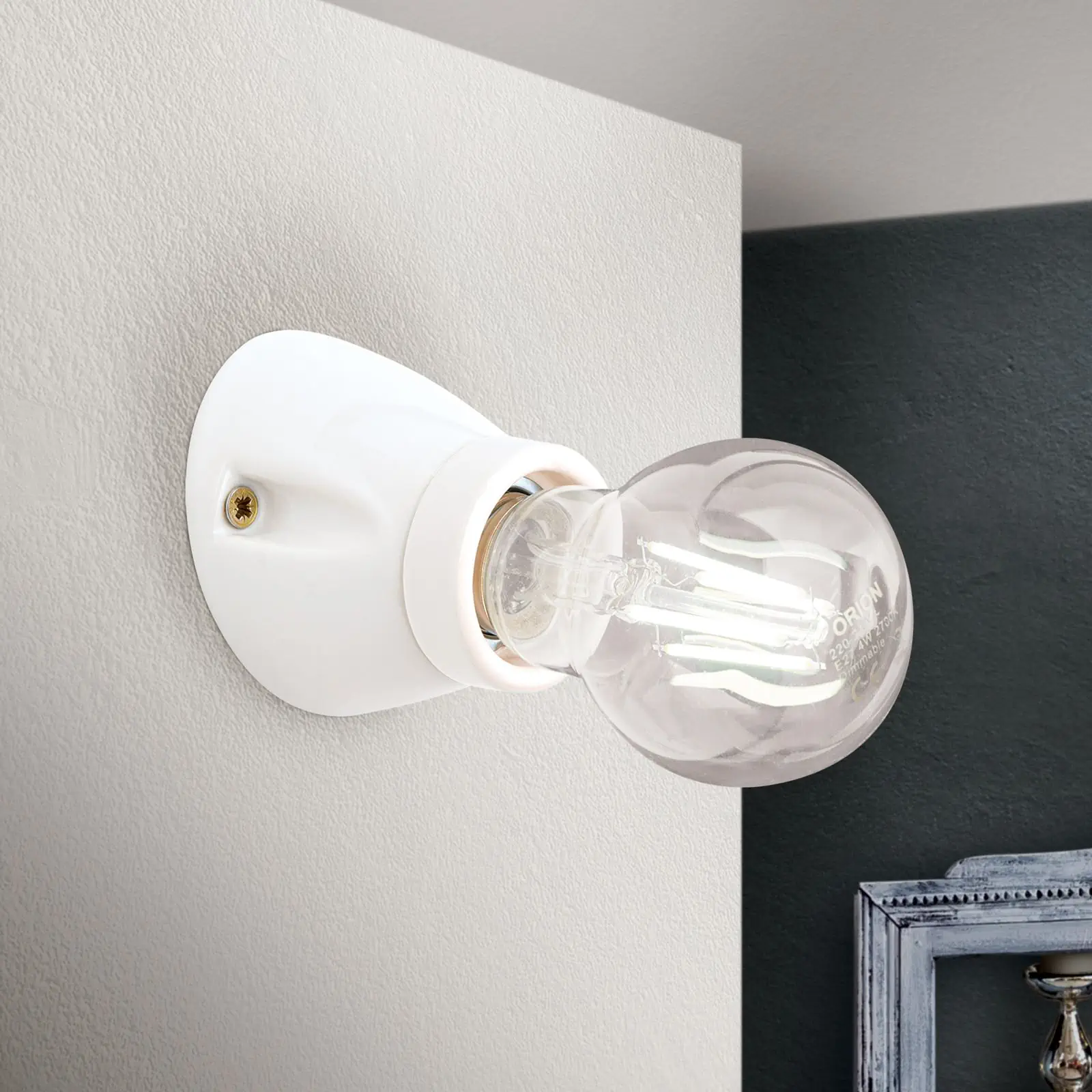 Zidna lampa FROST, sa jednim izvorom svetla, keramika, bela