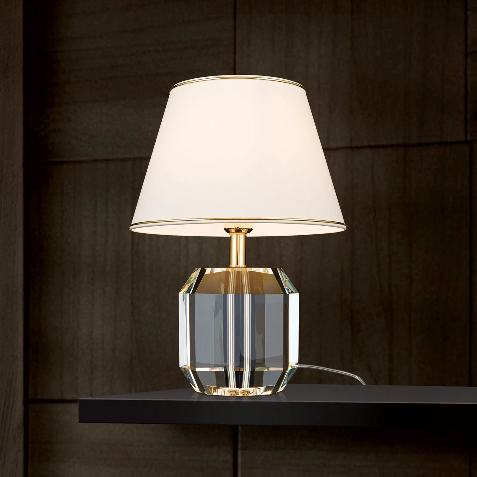 Stona lampa ALEXIS, zlatna