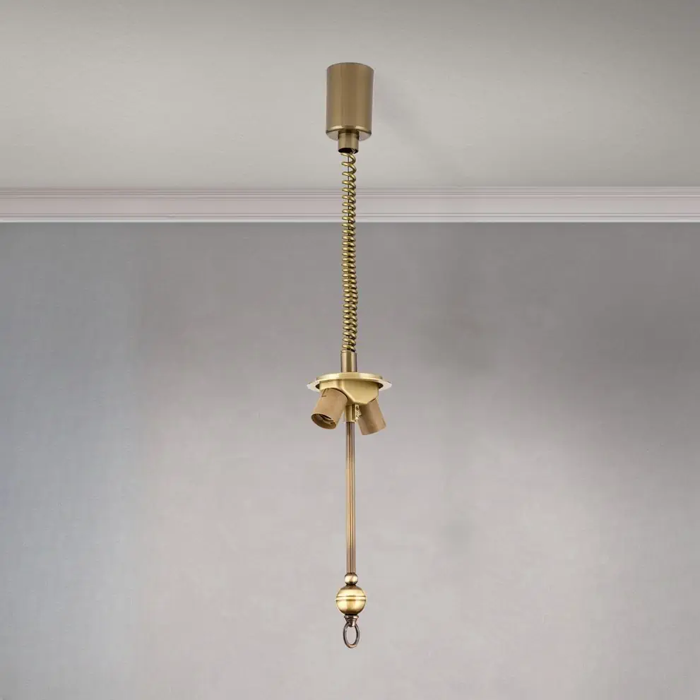 Potezni viseći nosač za tekstilne abažure, patina