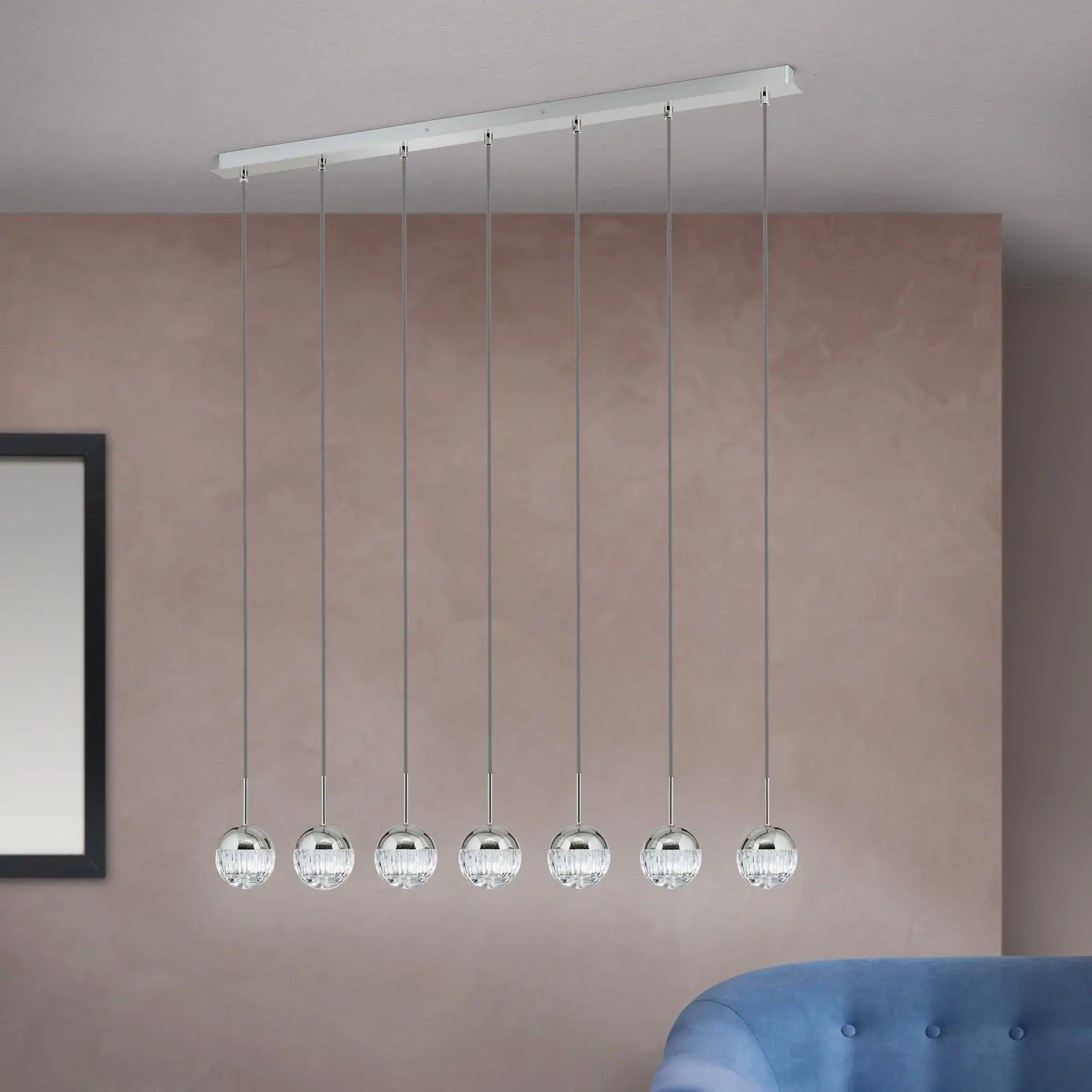 Viseća lampa BALL sa 7 izvora svetla, u nikl završnoj obradi, sa srebrnim tekstilnim kablom i providnim kristalnim staklom sa linearnim rezom