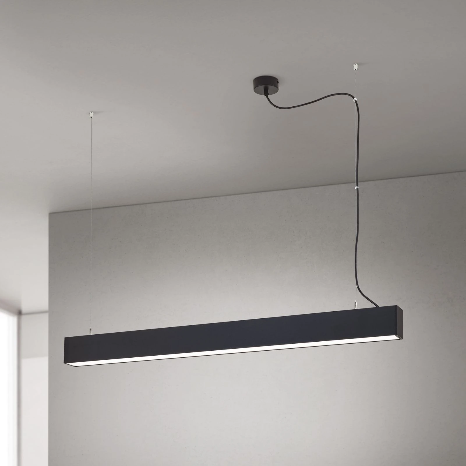 LED profilna lampa PALKKI, crna