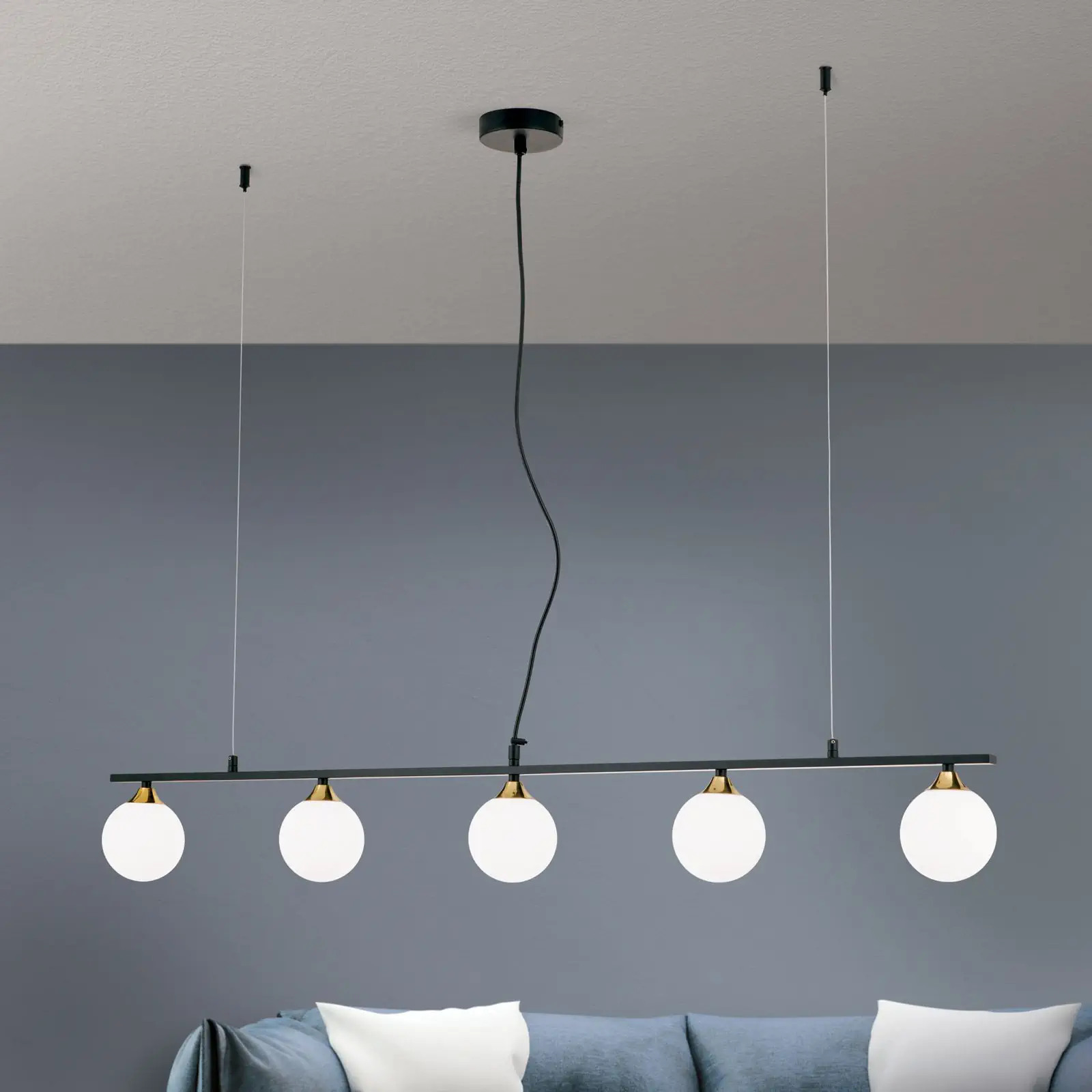 Viseća lampa SNOWWHITE, 5 izvora svetla, crni mesing