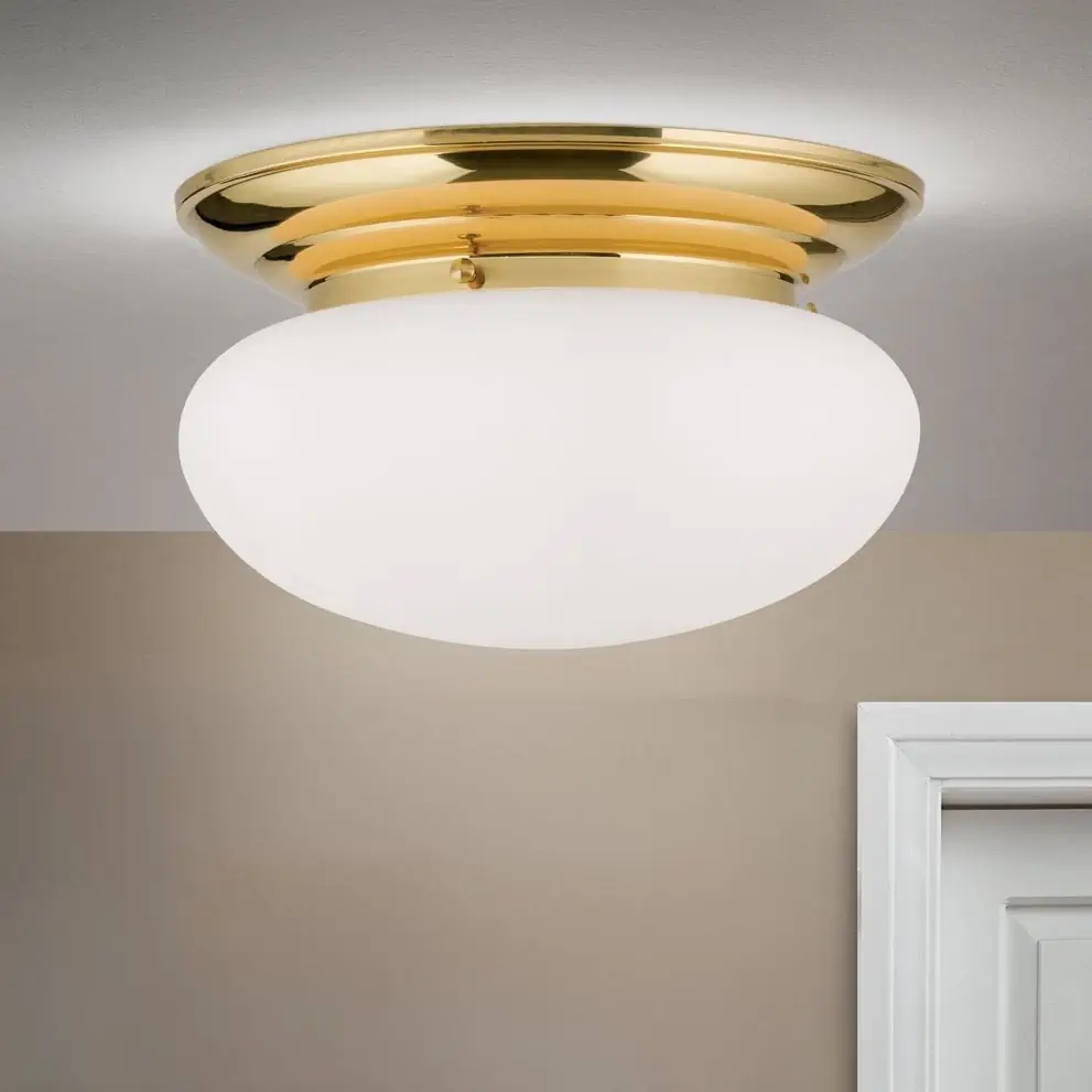 Plafonska lampa WIENER NOSTALGIE, sjajni mesing, sa opal-mat staklom, Ø 40 cm