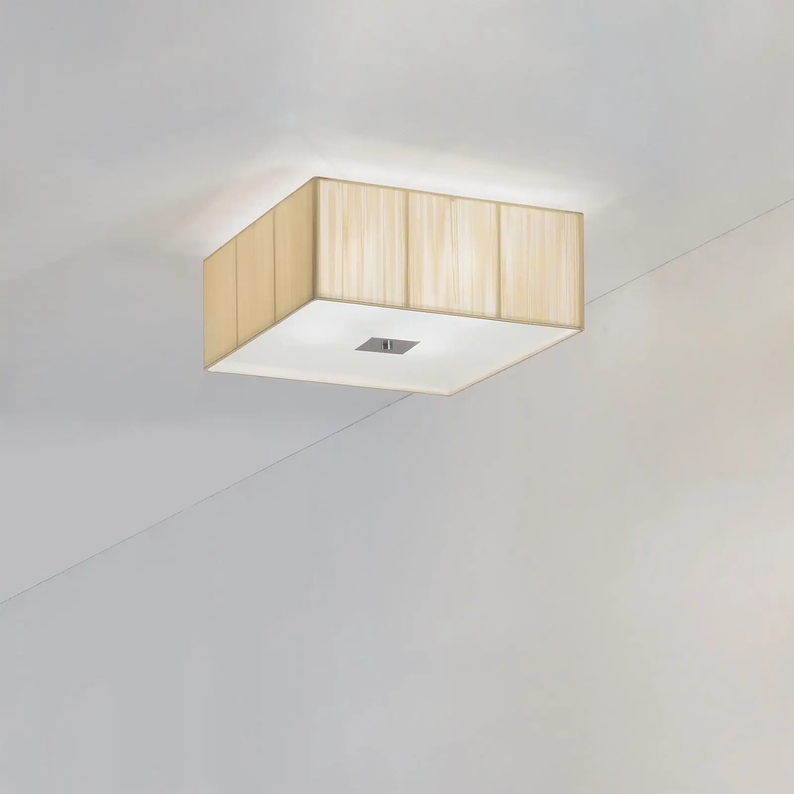 Plafonska lampa EMIDO, saten, sa 4 izvora svetla