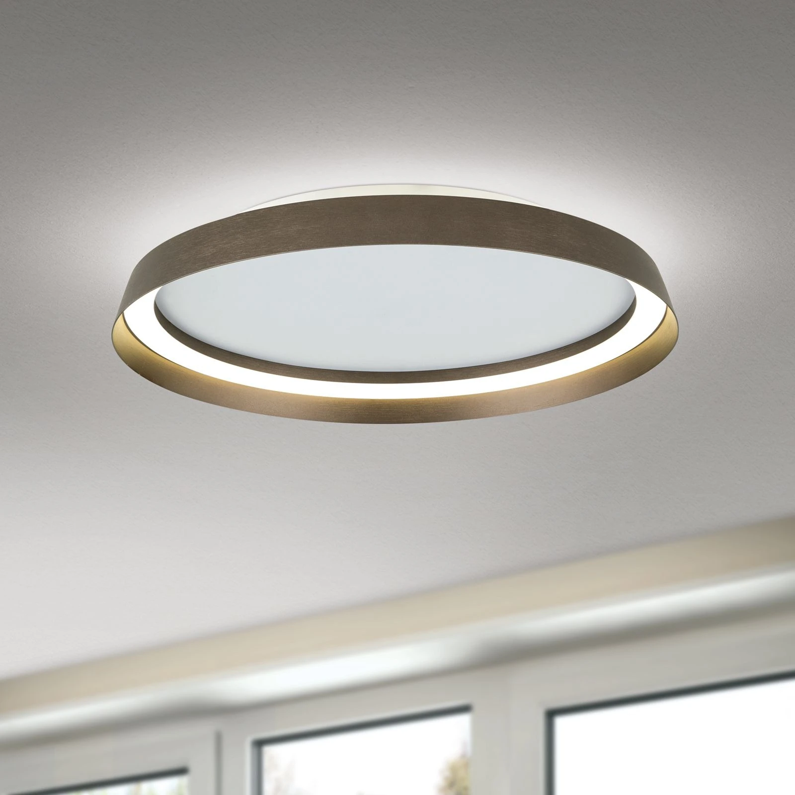 LED plafonska lampa MANTA, Ø 45 cm, kafa