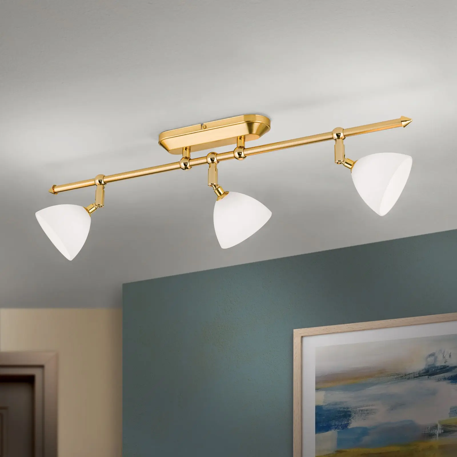 Spot lampa OPALDESIGN, 3 izvora svetla, mat zlatna, sa opalnim staklom