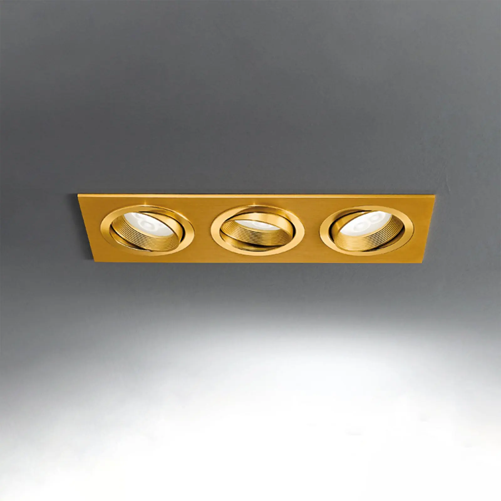 LED ugradna spot lampa GOL, 3 izvora svetla, mesing mat, uglasta