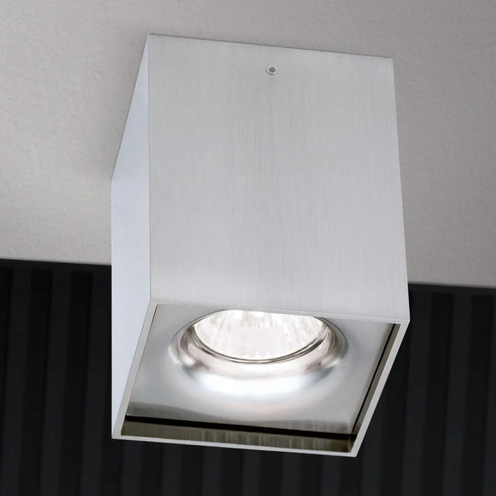 Spot lampa STARLIGHT, satinisana, ugaona