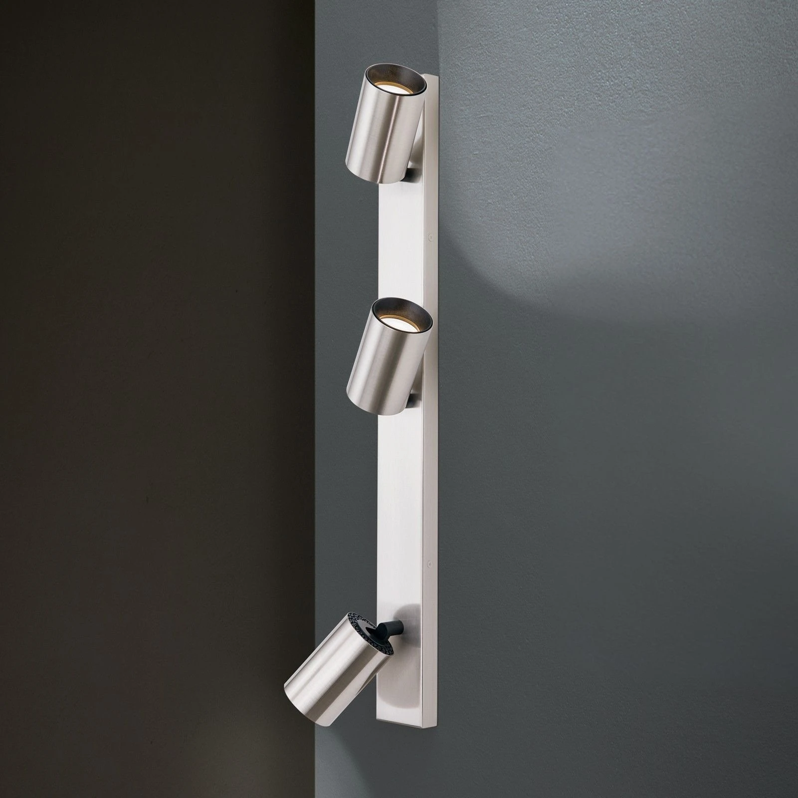 Spot lampa SEAN, 3 izvora svetla, Saten