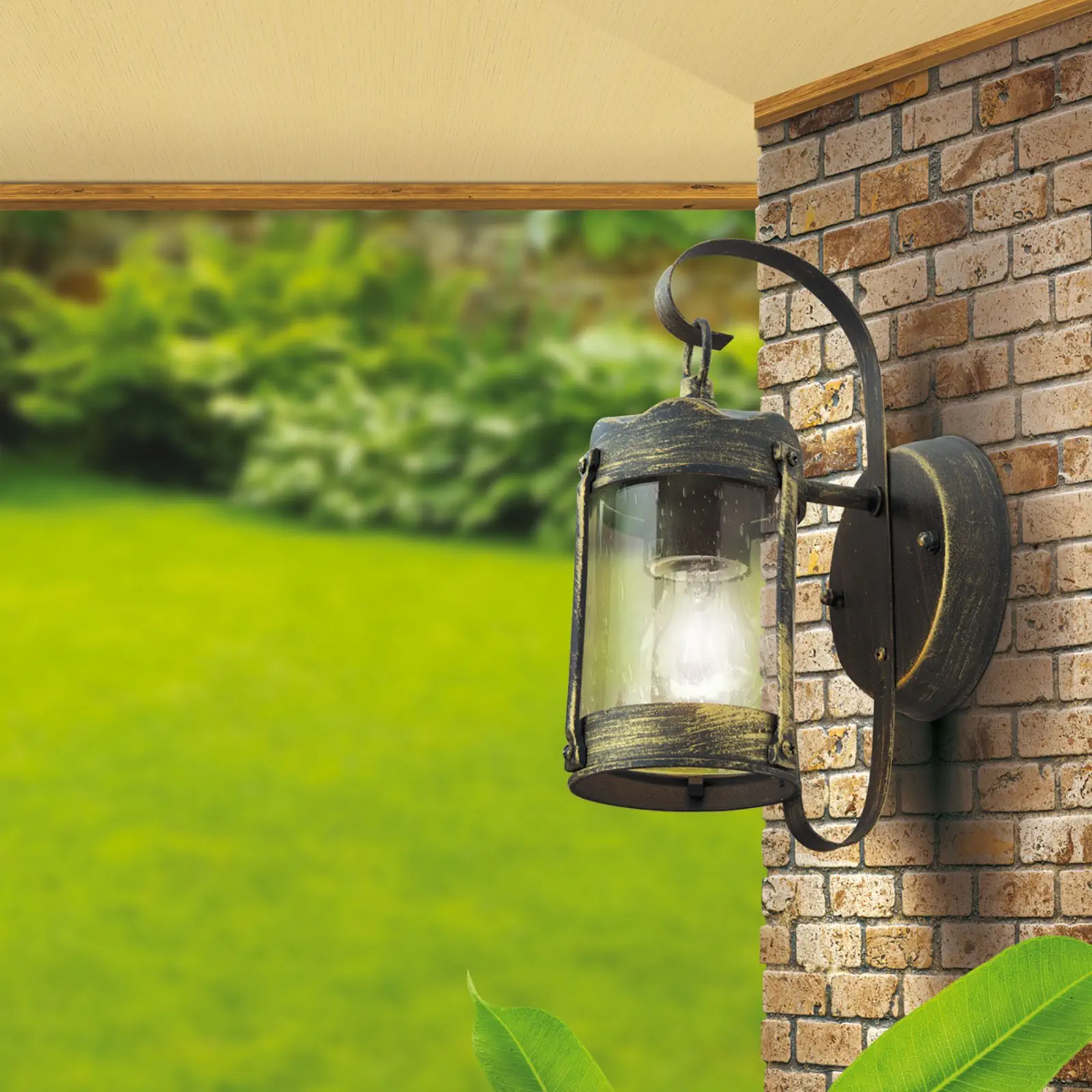 Spoljašnja zidna lampa TAVERNA, crno-zlatna, izdužena