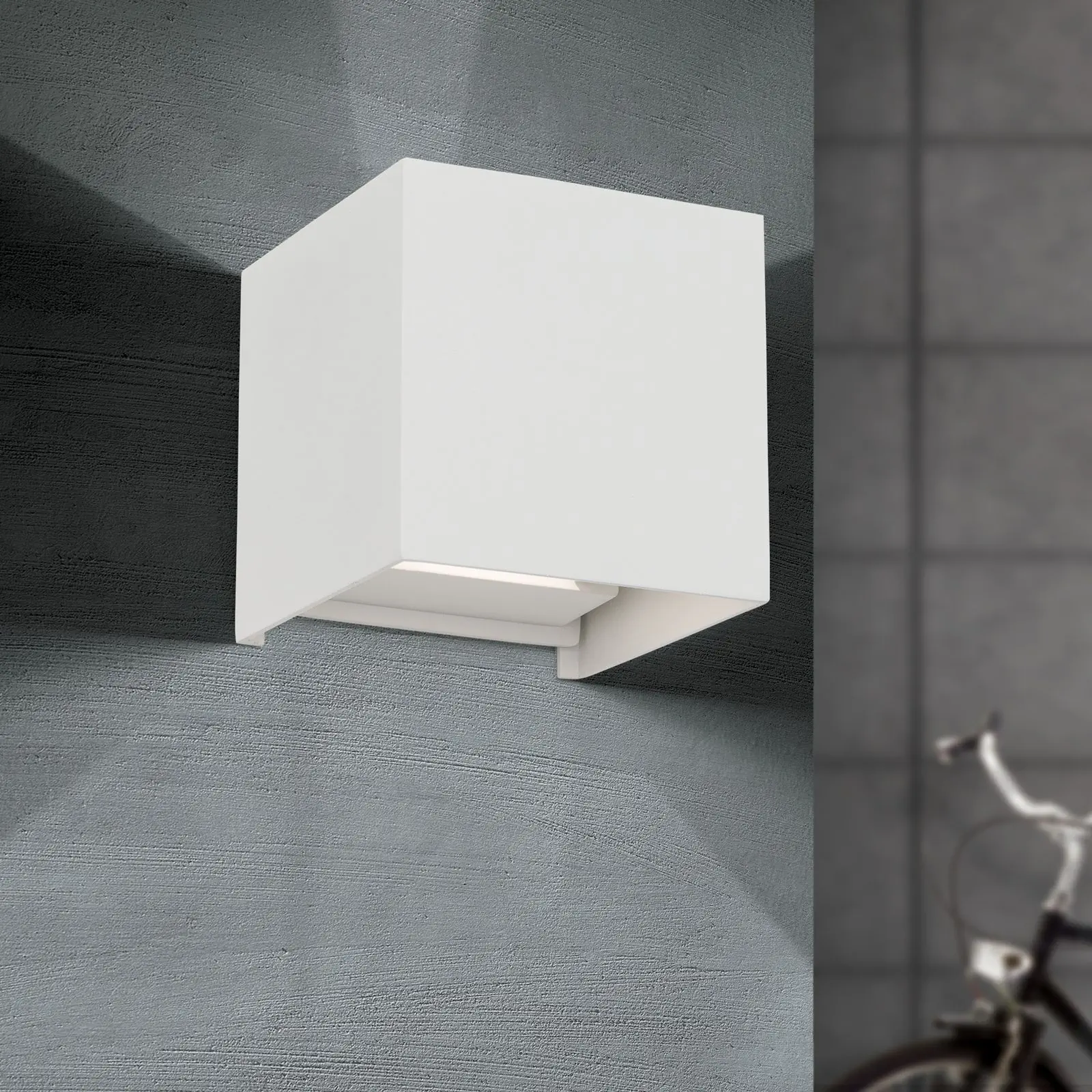 LED zidna lampa CUBE, bela