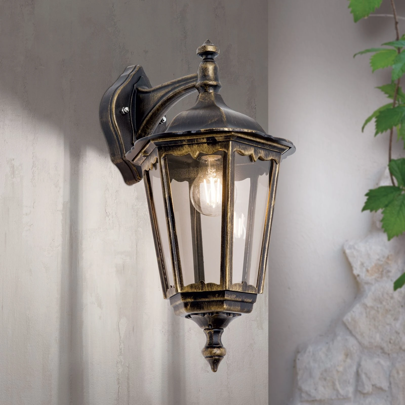 Spoljašnja zidna lampa PUCHBERG, crno-zlatna, usmerena nadole