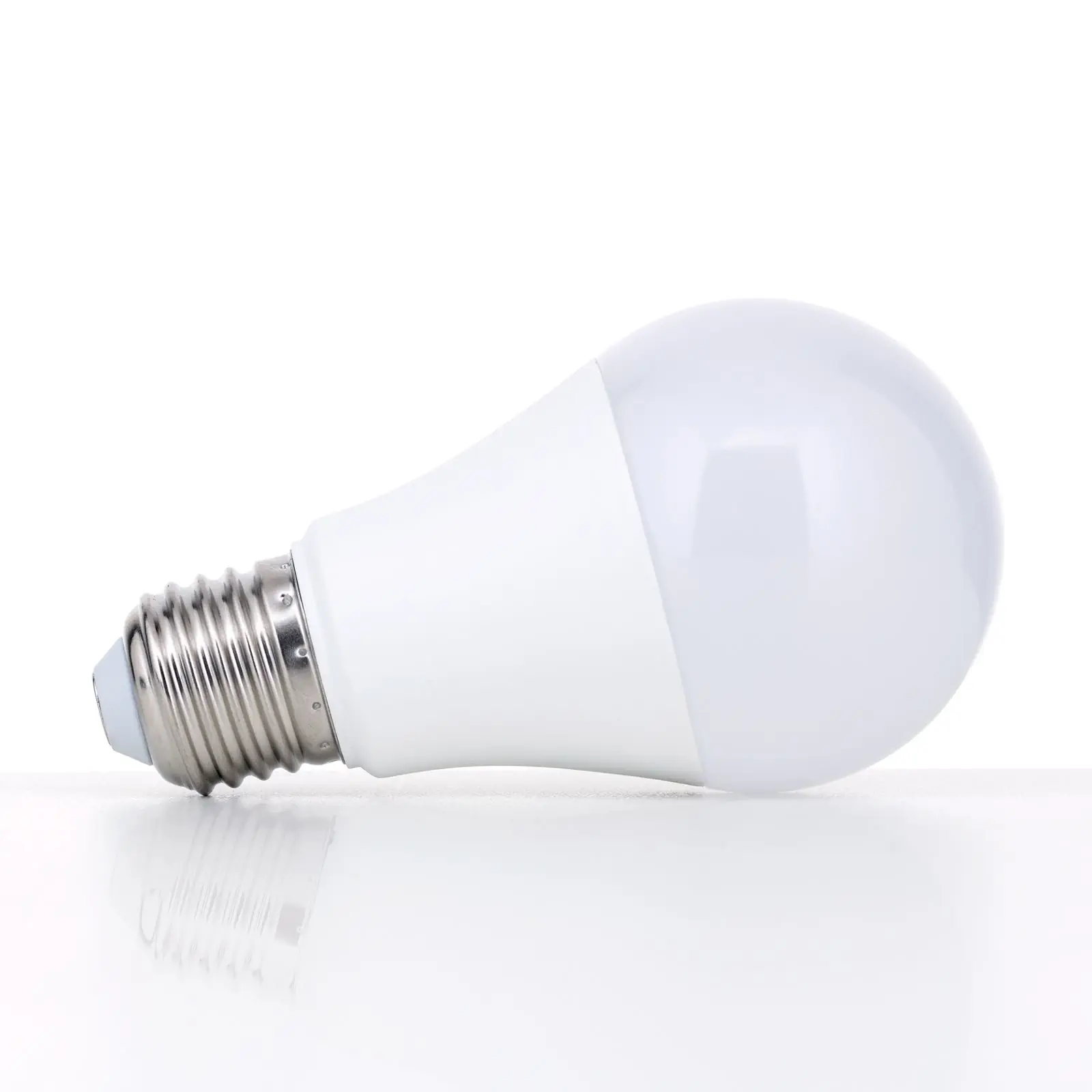 LED sijalica u obliku kruške, E27, 5 W