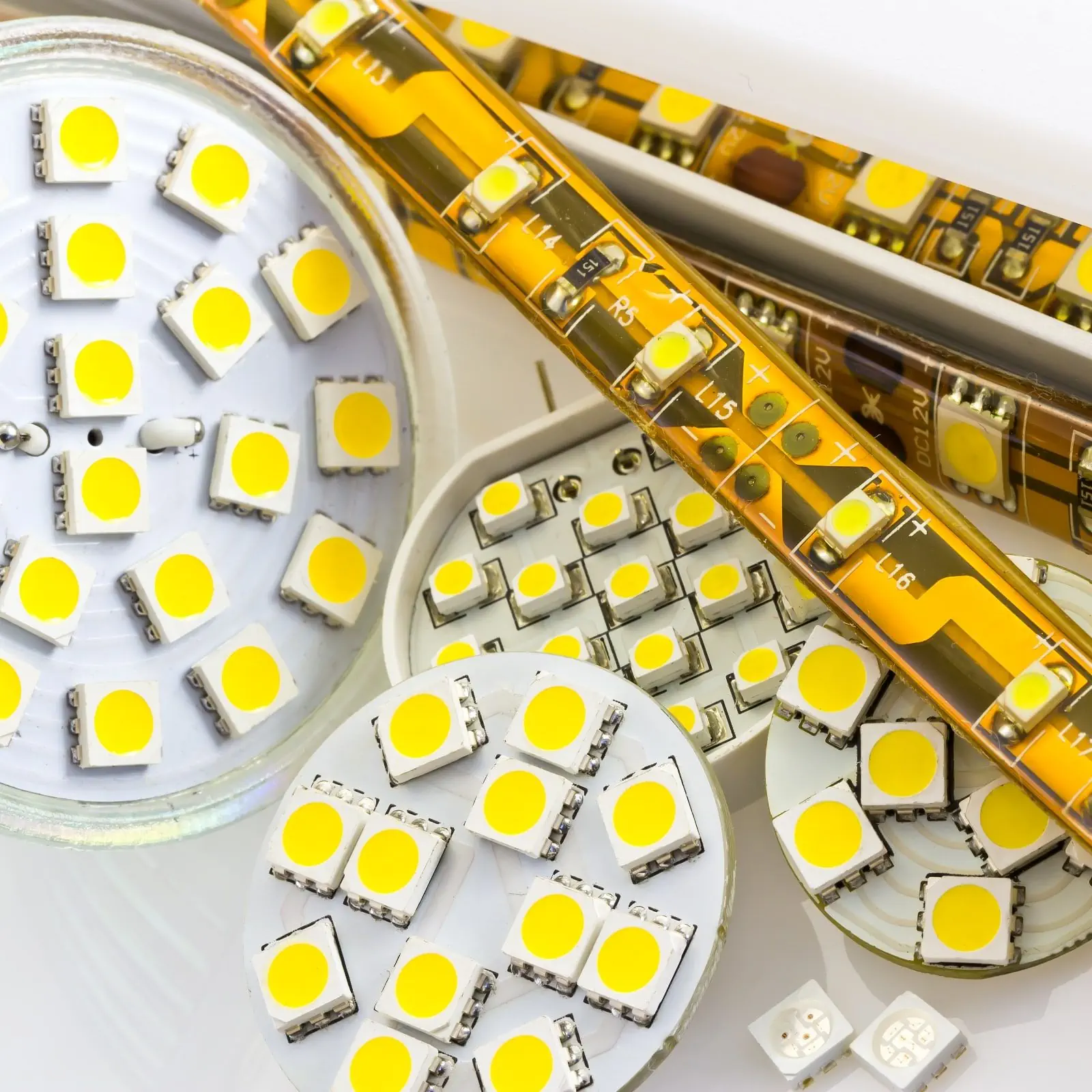 Ploča sa štampanim provodnicima 9v 9W SMD(49 komada) 2700K 1100lm